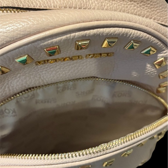 Michael Kors blush pink backpack.  Small/medium size - Picture 5 of 6